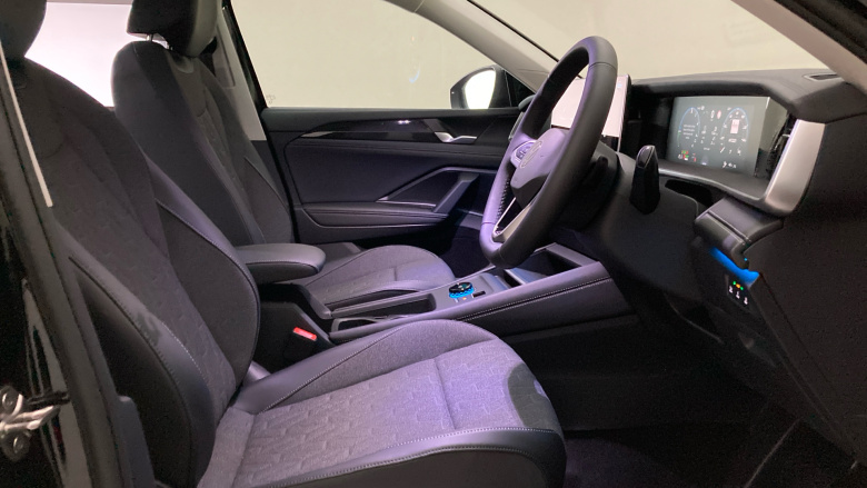 Volkswagen Tayron 1.5 TSI eHybrid Life 5dr DSG6 Estate